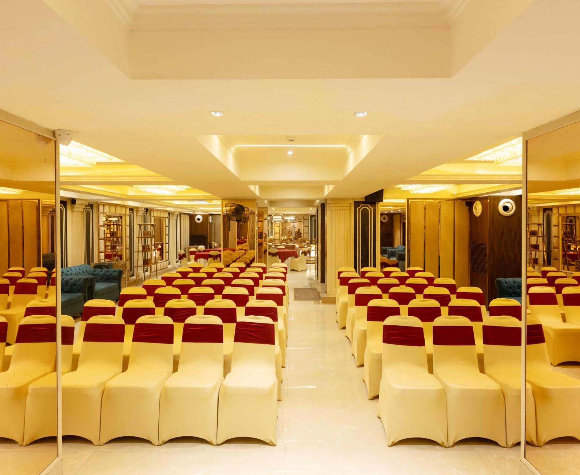 New Hotel Broadway, Varanasi