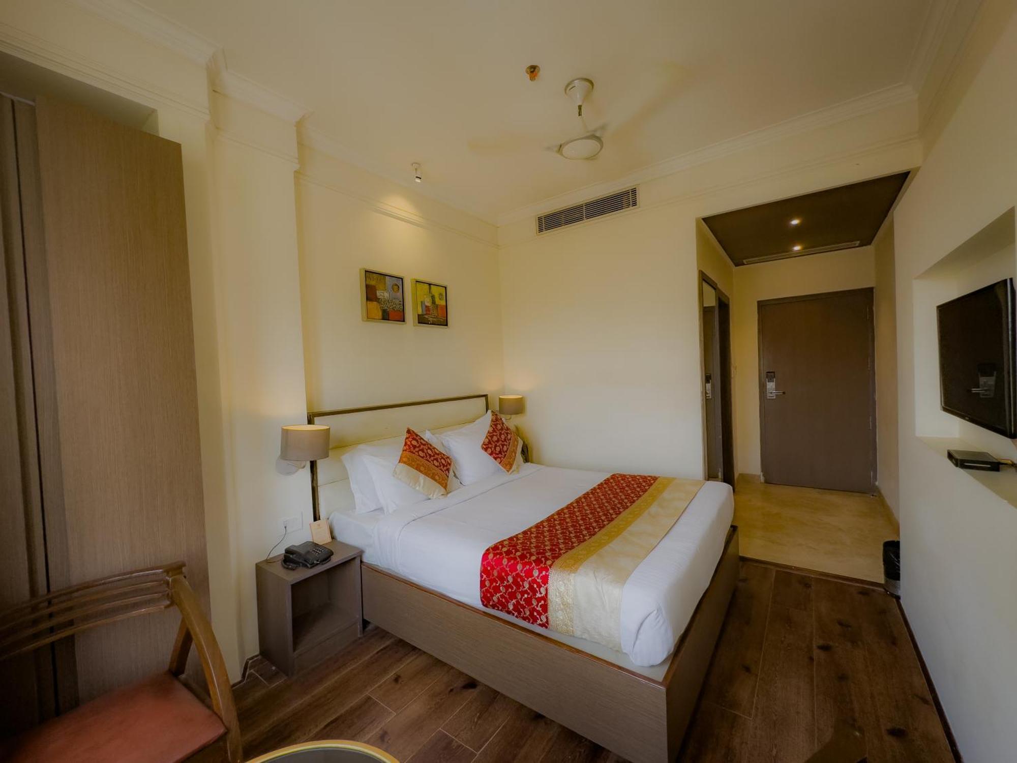 New Hotel Broadway — Photos 2